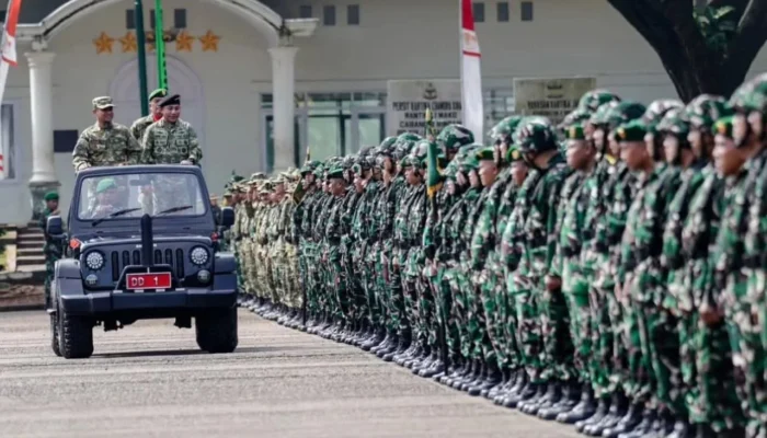 500 ASN se-Sulsel Ikuti Latsarmil di Rindam XIV/Hasanuddin
