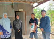 Bentuk Kepedulian, Ketua TP PKK Jeneponto Turun Langsung Antarkan Bantuan Warga Tidak Mampu di Kelurahan Bontoa