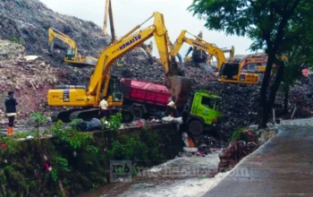 Longsor Gunungan Sampah Bantargebang Telan 7 Nyawa, Korban Terakhir Ditemukan Tim SAR