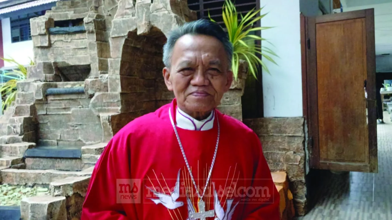 Ribuan Umat Katolik Rantepao Khusyuk Rayakan Jumat Agung, Seruan Hidup dalam Kasih Menggema 2 Ribuan Umat Katolik Rantepao Khusyuk Rayakan Jumat Agung, Seruan Hidup dalam Kasih Menggema