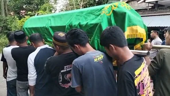 Keluarga Almarhum Resman Anggap Kasat Pol PP Jeneponto Tak Peduli ke Anggotanya yang Meninggal Dunia, Saharuddin: Saya Hadiri Pesta Keluarga