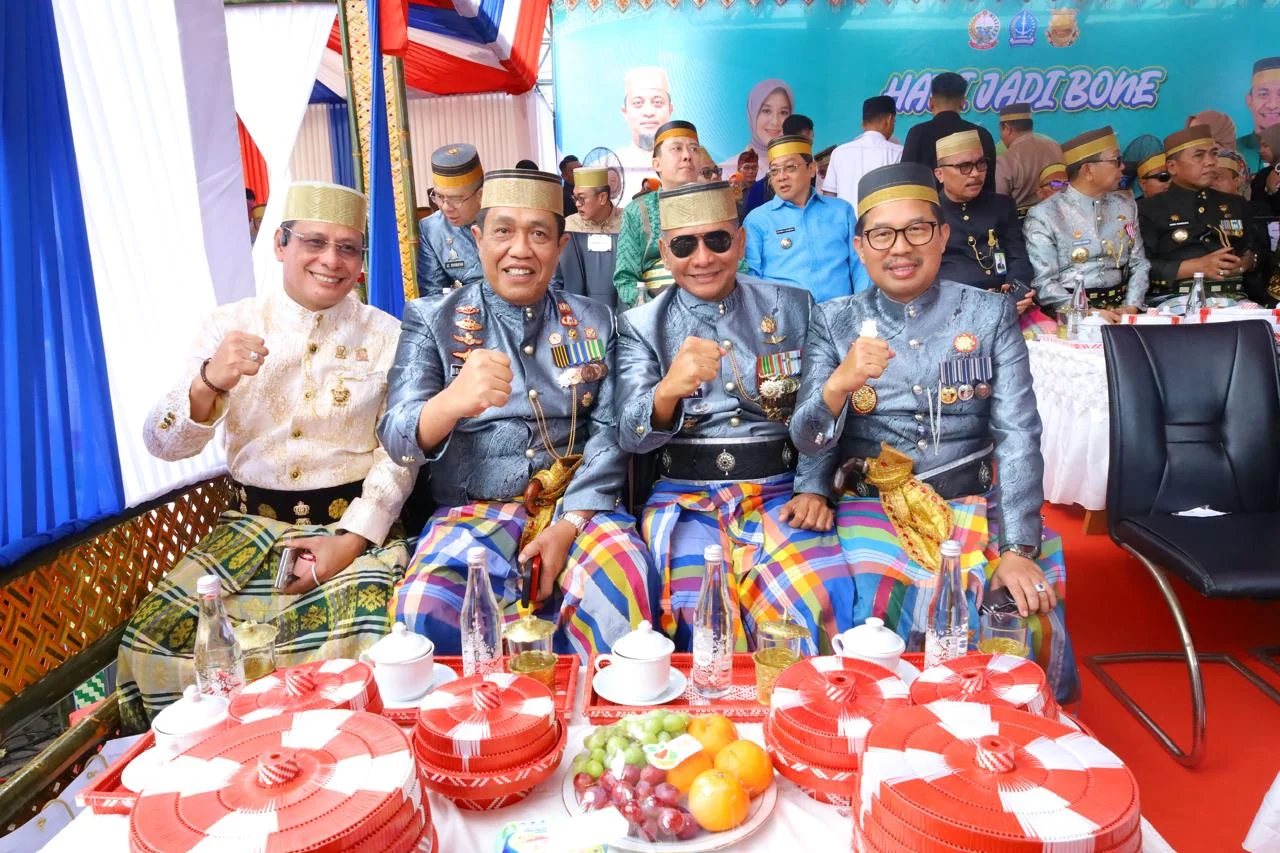 Kapolda Sulsel Hadir di Ritual Sakral Bone, Tegaskan Peran Polri Jaga Budaya dan Stabilitas Daerah