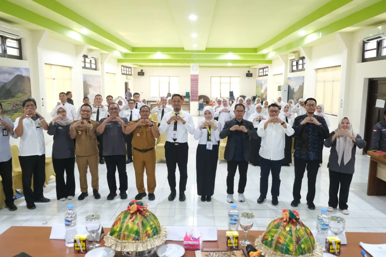 Buka Latsar CPNS Angkatan XII 2026, Pj Sekda Jeneponto Harap Latsar Lahirkan ASN Kompeten Dalam Mendukung Pembangunan 3 Buka Latsar CPNS Angkatan XII 2026, Pj Sekda Jeneponto Harap Latsar Lahirkan ASN Kompeten Dalam Mendukung Pembangunan