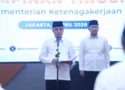 Lantik 12 Pejabat, Menaker: Jabatan Adalah Amanah untuk Melayani