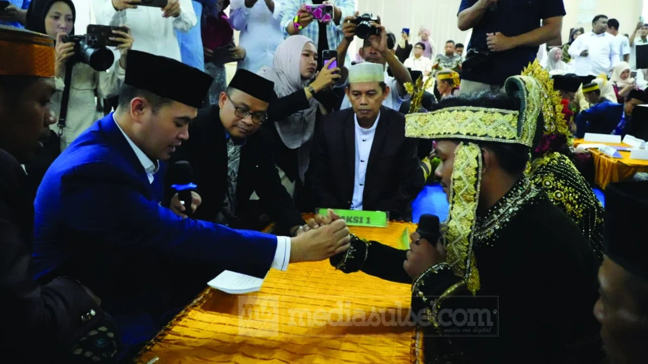 Nikah Massal HUT Pangkep Bikin Haru, 66 Pasangan Akhirnya Kantongi Buku Nikah