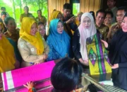 Didorong Naik Kelas, Tenun Emas Sidrap Bidik Pasar Lebih Luas