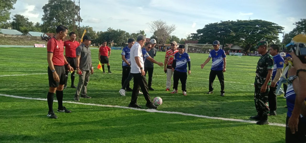 Bupati Jeneponto Buka Turnamen Bupati Cup I, Ketua Panitia Muh. Risqan Paris Harap Lewat Turnamen Ini Cetak Atlit Berprestasi 2 Bupati Jeneponto Buka Turnamen Bupati Cup I, Ketua Panitia Muh. Risqan Paris Harap Lewat Turnamen Ini Cetak Atlit Berprestasi