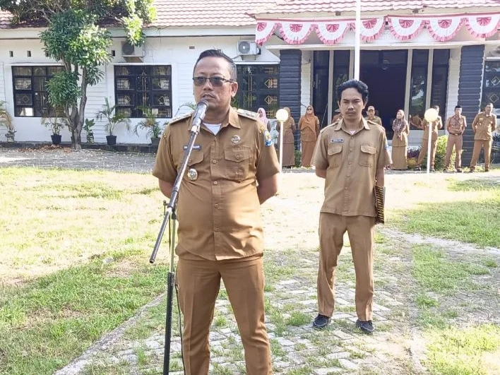 Jadi Irup Upacara Bendera di Lapangan Kantor Camat Binamu, Begini Pesan Lurah Bontoa Saharullah