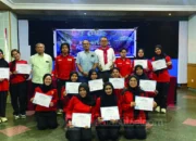 KSR PMI Unhas Cetak Relawan Tangguh Water Rescue, 17 Orang Resmi Dilantik Usai Pendidikan Khusus