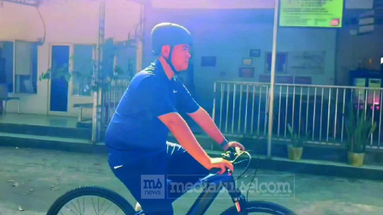 Bupati Pangkep Gowes ke Kantor, ASN Diajak Tinggalkan Kendaraan Bermotor Dua Hari Sepekan