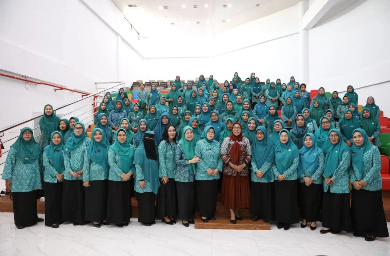 TP PKK Makassar Dorong UMKM dan Pendidikan Keluarga Lewat Gelari Pelangi