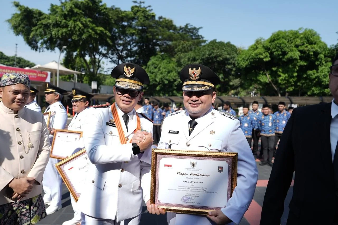 Pemkot Makassar Kembali Raih Penghargaan Nasional