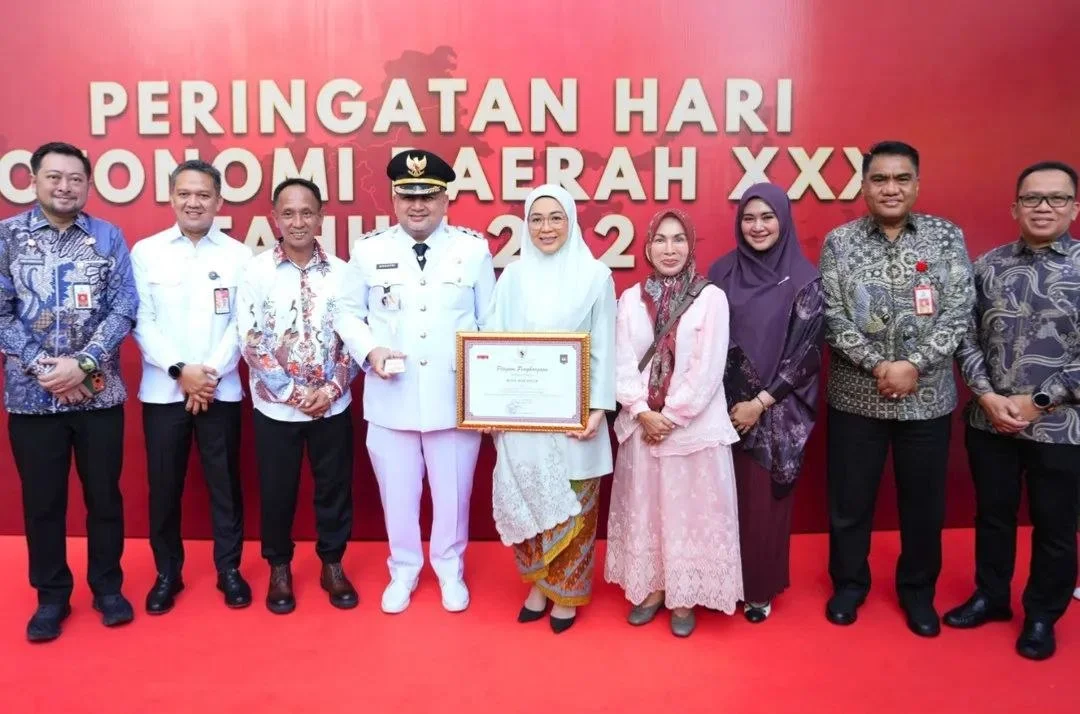 Pemkot Makassar Kembali Raih Penghargaan Nasional