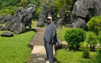 Nasib Buruh Semakin Buruk dalam Sistem Kapitalisme 5 Agustina Eka Wardani, S.Pd