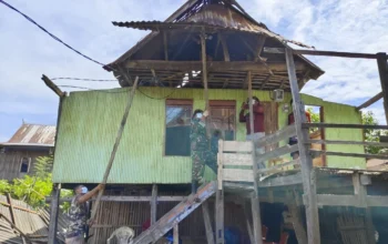 Kisah Haru Tompo Ramang, Rumah Nyaris Roboh Kini Direhab Satgas TMMD ke-128 Kodim 1425/Jeneponto 8 Kisah Haru Tompo Ramang, Rumah Nyaris Roboh Kini Direhab Satgas TMMD ke-128 Kodim 1425/Jeneponto
