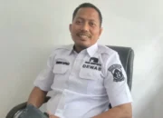 Dewas PDAM Sudirman Sappara Resmi Masuk Kantor Disambut Hangat Direksi PDAM Jeneponto: Janji Aktif Lakukan Pengawasan