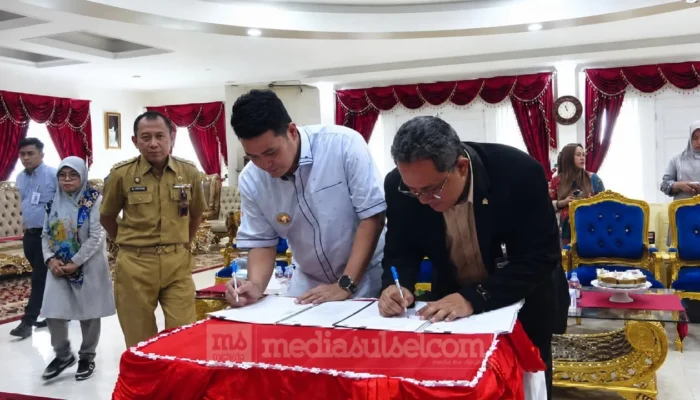 Pemkab Pangkep Gandeng BSI Kembangkan Layanan Keuangan Syariah dan Sistem Kesehatan