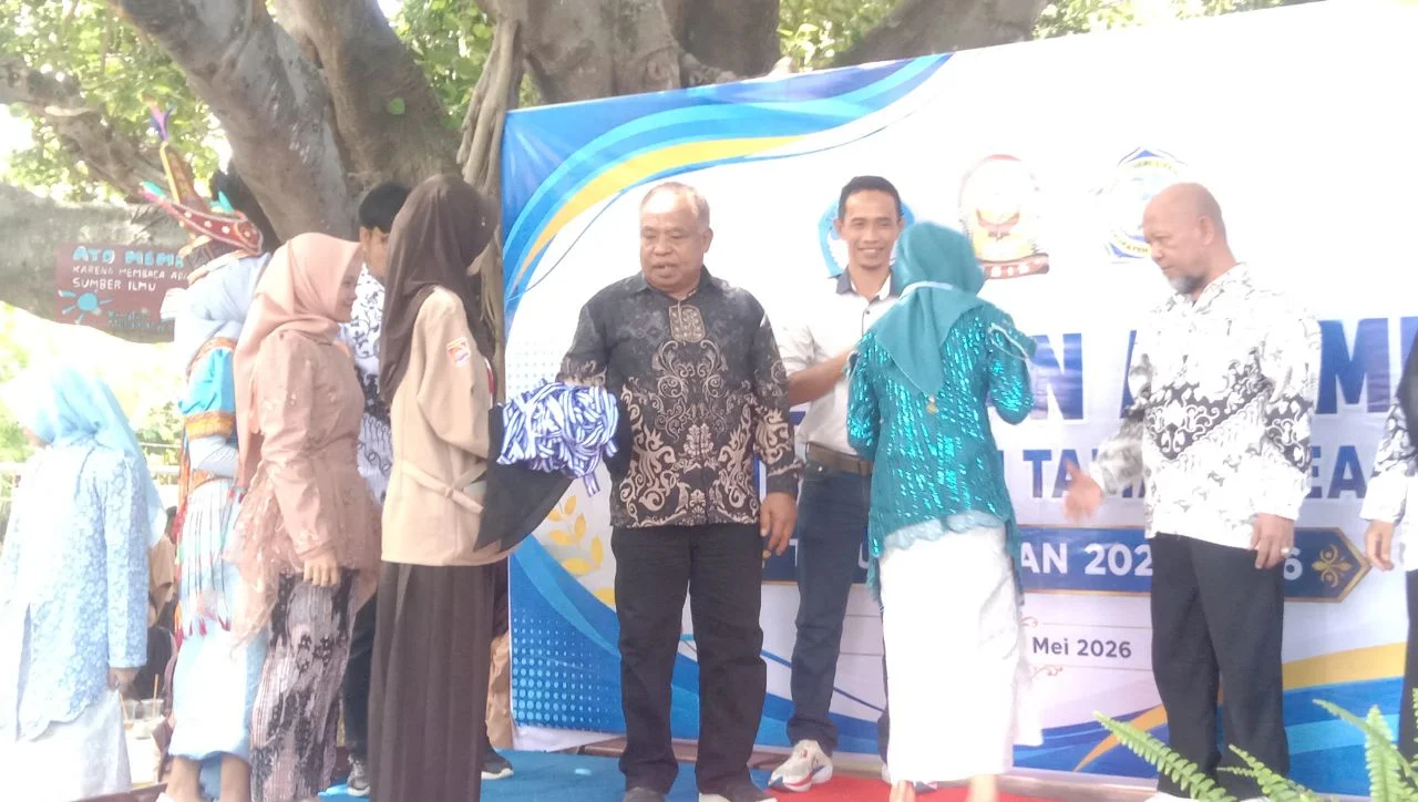 Kabid SMP Disdikbud Jeneponto Hadiri Penamatan Siswa UPT SMPN 1 Tamalatea, Ini Pesan Kepsek Abd Rajab