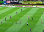 Tutup Musim di Gelora Bung Tomo, Persebaya Gundul Persik Kediri 5 Gol Tanpa Balas 