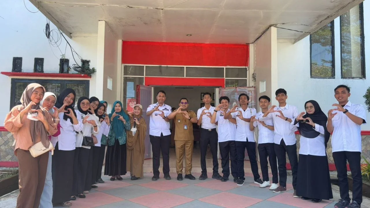 MBG 3B Mulai Disalurkan di Galesong Utara, Kader TPK Antar Langsung ke Rumah Sasaran 2 MBG 3B Mulai Disalurkan di Galesong Utara, Kader TPK Antar Langsung ke Rumah Sasaran