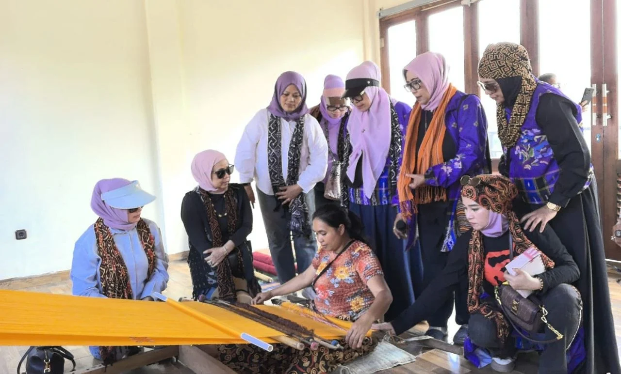 FCC Sulsel Soroti Regenerasi Penenun, Tenun Toraja Dinilai Perlu Promosi Lebih Luas