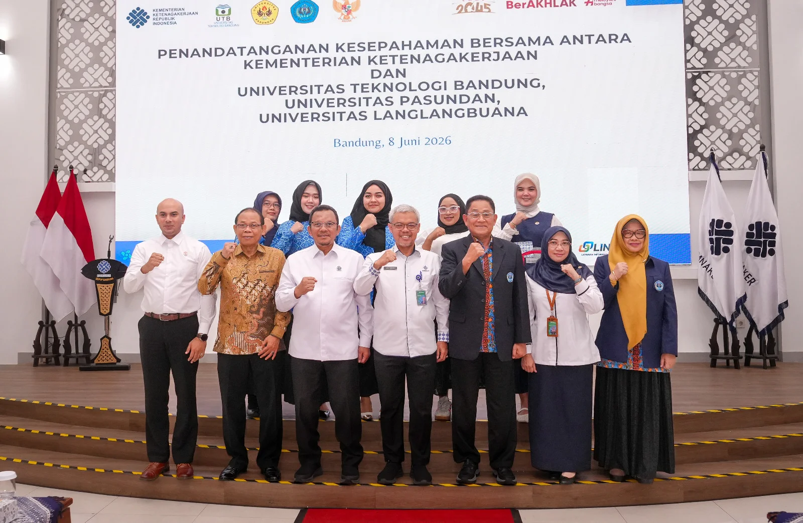 Kemnaker, Unpas, UTB dan UNLA Sepakat Kolaborasi, Ini Manfaatnya bagi Mahasiswa 2 Kemnaker, Unpas, UTB dan UNLA Sepakat Kolaborasi, Ini Manfaatnya bagi Mahasiswa