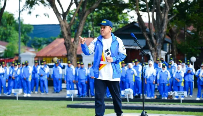 Bupati Paris Yasir Lepas 1.600 Kontingen PORSENIJAR PGRI Jeneponto ke Sidrap, Targetkan Juara Sulsel