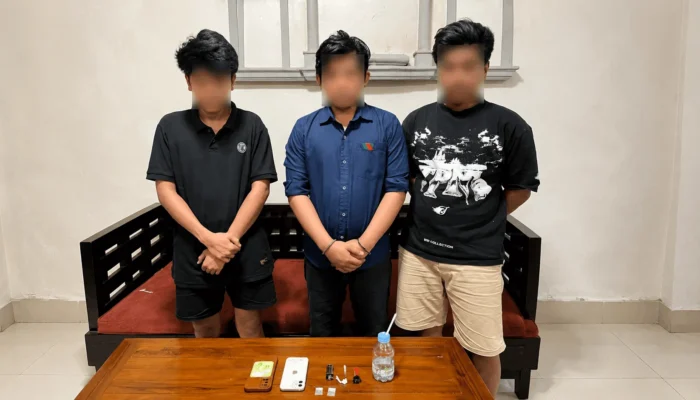 Kades di Jeneponto Ditangkap Saat Diduga Asyik Nyabu Bersama Dua Temannya