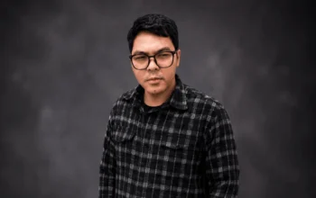 Hilirisasi Gelombang Kedua: Dari Smelter Menuju Industri Teknologi 7 Haris Zaky Mubarak, MA (Analis dan Kandidat Doktor Ilmu Sejarah Universitas Indonesia & Anggota Pengurus Cabang Muhammadiyah Yogyakarta)