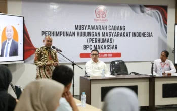 Perhumas Makassar Disiapkan Jadi Benteng Lawan Hoaks di Tengah Banjir Informasi Digital 4 Perhumas Makassar Disiapkan Jadi Benteng Lawan Hoaks di Tengah Banjir Informasi Digital
