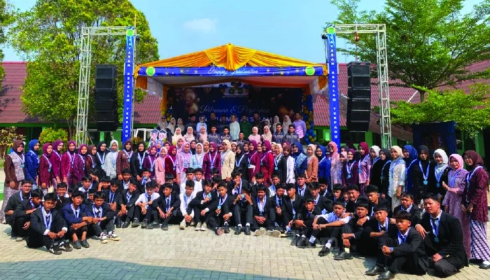 MTs As-Salam Tenjo Bogor Lepas 103 Siswa Angkatan ke-30, Siap Melangkah Raih Masa Depan