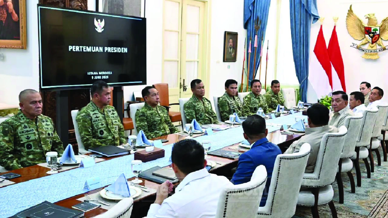 Presiden Bersama Petinggi TNI