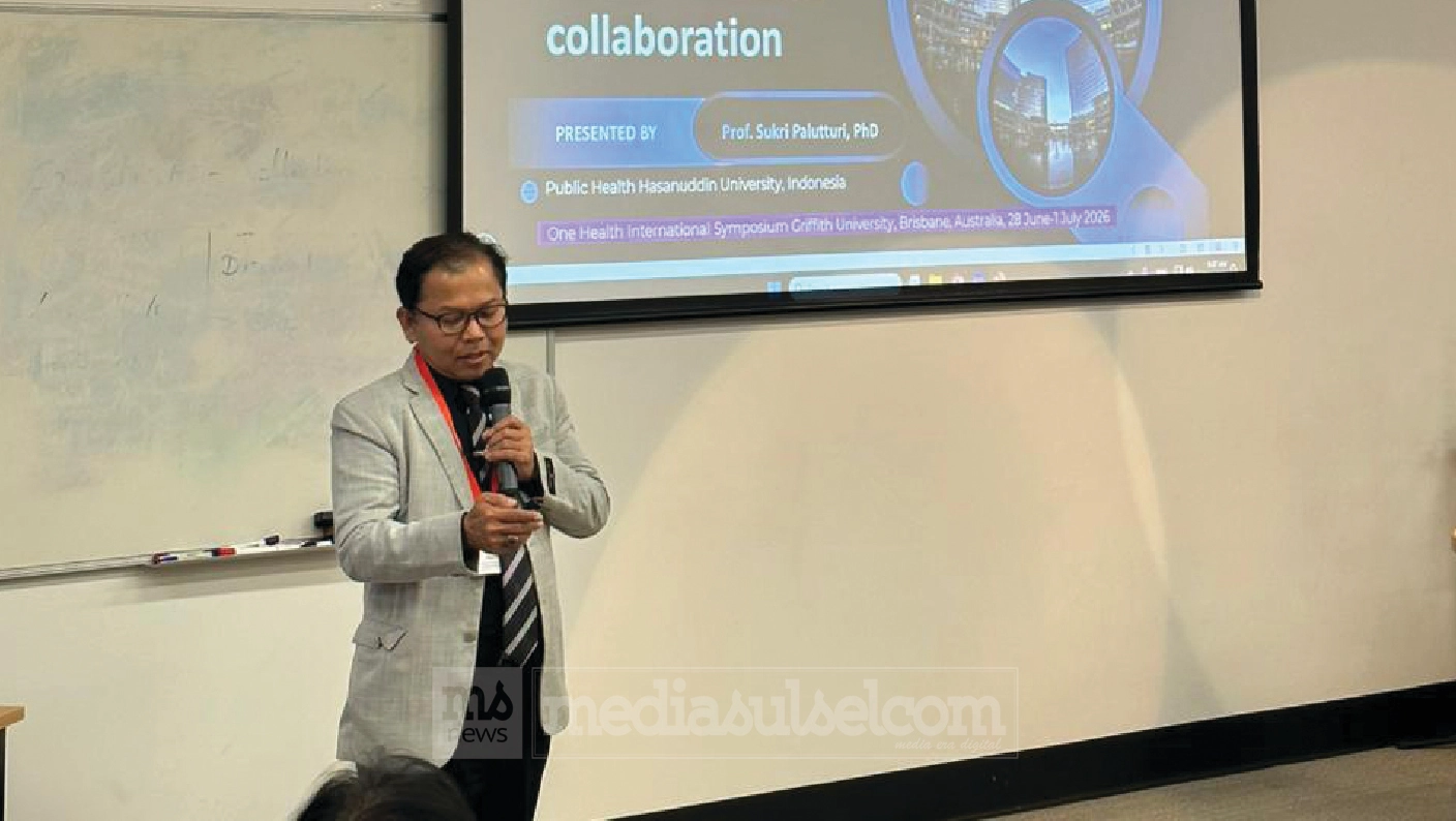 Prof Sukri di Ausi