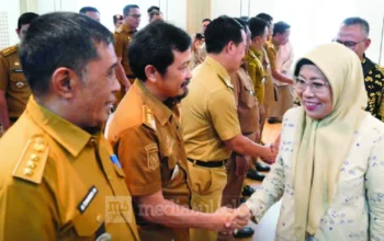 Kepala Dinas Pertanahan Makassar Tekankan Profesionalisme Kepada 13 Camat yang Dilantik Sebagai PPATS 3 kadistan di Pelantikan PPATS