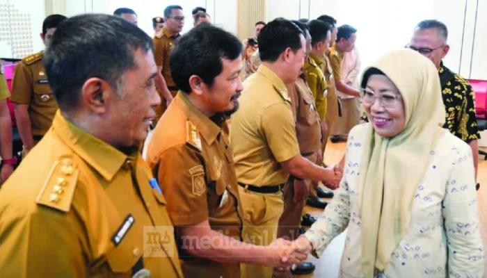Kepala Dinas Pertanahan Makassar Tekankan Profesionalisme Kepada 13 Camat yang Dilantik Sebagai PPATS