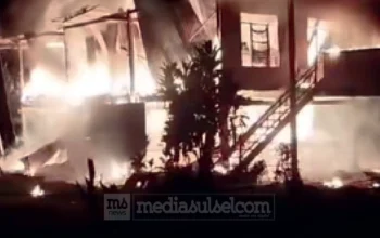 Balita 4 Tahun Tewas Terjebak Kebakaran Rumah di Maros, Ayah Baru Sadar Saat Api Membesar 10 kebakaran