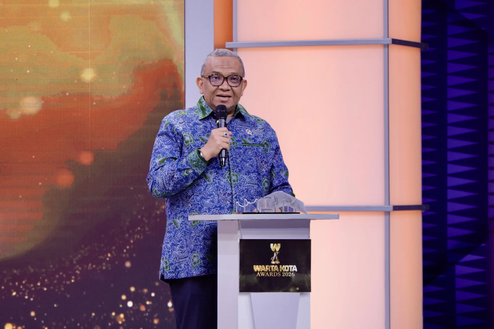 Wamenaker: Kepercayaan Publik Lahir dari Pelayanan Cepat dan Transparan, Bukan Janji