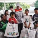 Pertamina Salurkan 1.000 Seragam Sekolah dan Paket Sembako