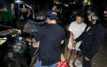 Nekat Gadaikan Motor Curian Rp11,7 Juta Cuma Rp300 Ribu, Pria di Makassar Ditangkap 3 Nekat Gadaikan Motor Curian Rp11,7 Juta Cuma Rp300 Ribu, Pria di Makassar Ditangkap