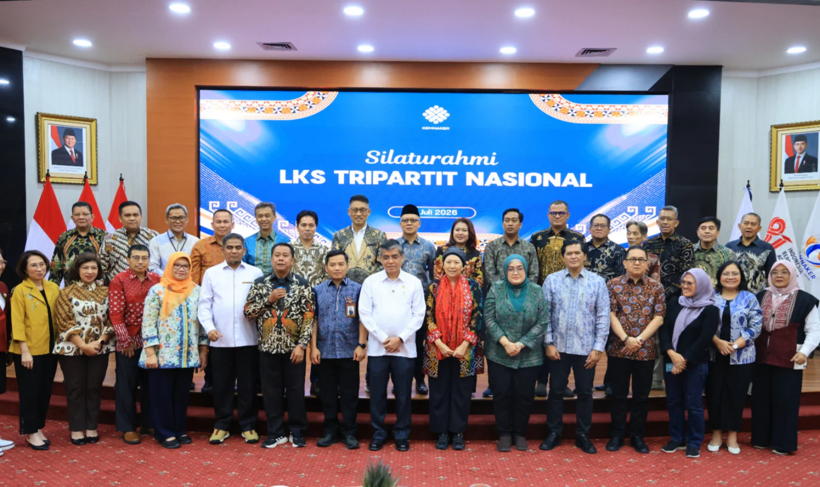 Menaker: PHK Massal hingga Outsourcing Harus Diselesaikan dengan Cara Ini