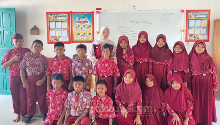 Mahasiswa KKN Unhas Hadirkan English Fun Learning, Puluhan Siswa SDN 15 Pangkajenne Sidrap Belajar Bahasa Inggris dengan Cara Menyenangkan
