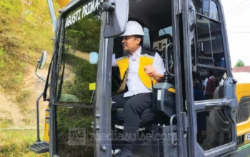 Jalan Pangngala’ Lama Tertunda akibat Medan Berat, Gubernur Sulsel Terapkan Penanganan Khusus 5 Gub Sulsel di Torut