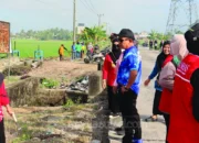 Wabup Sidrap dan Ketua DPRD Pimpin Jumat Bersih di Panca Rijang, Libatkan Mahasiswa KKN Unhas dan Warga 12 Jumat Bersih Sidrap
