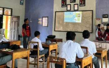 Mahasiswa KKN Unhas Edukasi Pengelolaan Sampah di SMKN 8 Sidrap, Siapkan Eco Key Project dari Limbah 6 KKNT Unhas SMK 8 Sidrap1