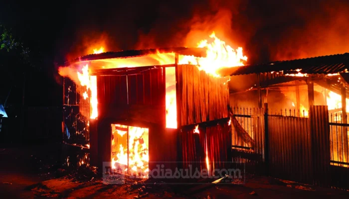 Dua Perempuan Tewas Berpelukan, Kebakaran Hanguskan Rumah Kos di Tanjung Alang Makassar