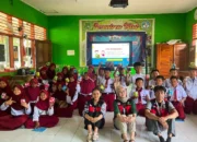 KKN Unhas Edukasi Literasi Keuangan, Siswa SDN 2 Teteaji Diajak Gemar Menabung Sejak Dini