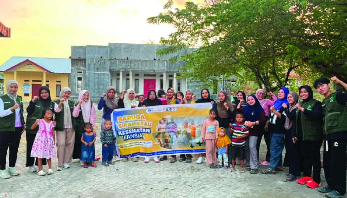 Kader Lansia di Jeneponto Dilatih Pimpin Senam Sehat, UNM Perkuat Gerakan Hidup Aktif di Desa Beroanging