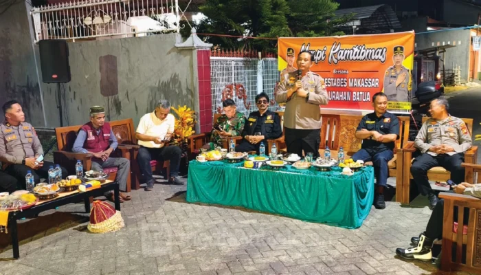 Polrestabes Makassar Turun ke Batua, Warga Diajak Aktif Cegah Gangguan Kamtibmas dan Kenakalan Remaja