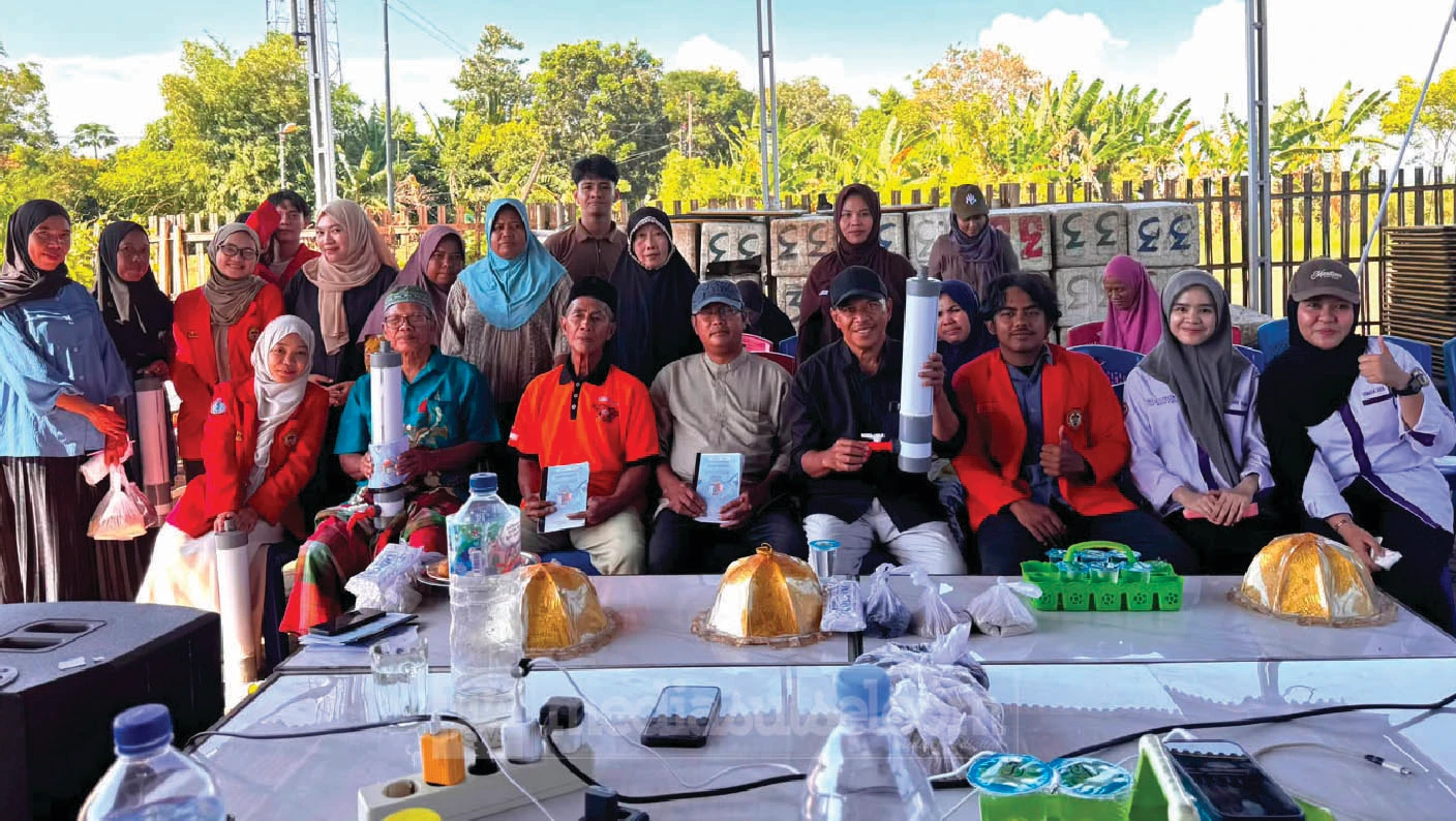 Mahasiswa FK Unhas Latih Warga Takalar Buat Filter Air Sederhana, Perkuat Pencegahan Stunting di Desa Popo 2 PPK ORMAWA FK Unhas2