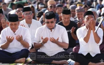Belasan Ribu Warga Sidrap Salat Istisqa, Syaharuddin Alrif Ajak Perkuat Ikhtiar Hadapi Kemarau